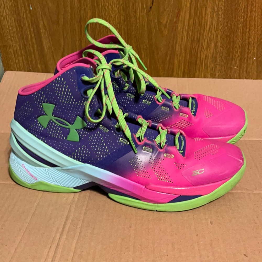 Underarmour sneakers